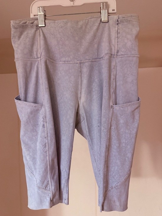 lululemon athletica Pants - Lululemon Fast and Free Short 10" *Ice Dye - Size 8